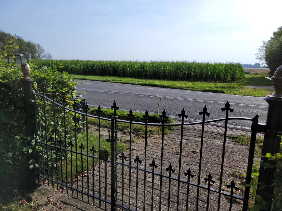 Bed and Breakfast Pastorie Waaxens Exterior foto