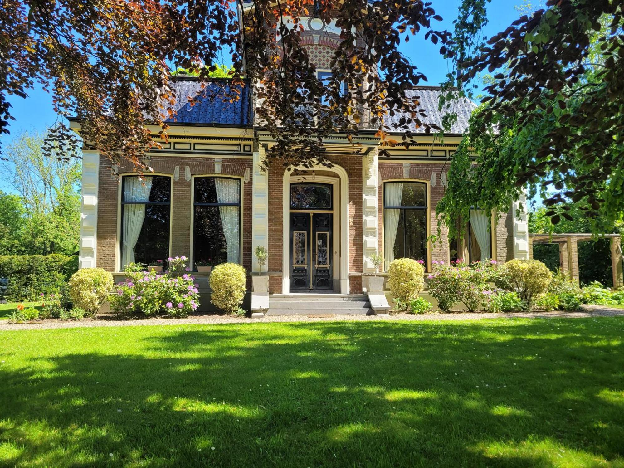 Bed and Breakfast Pastorie Waaxens Exterior foto